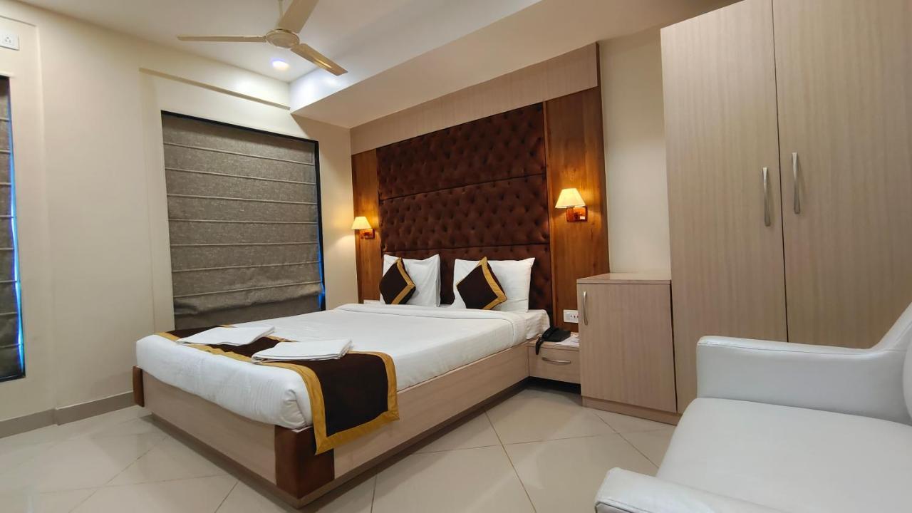The Panash - Hotel & Banquet Calcutta Eksteriør billede