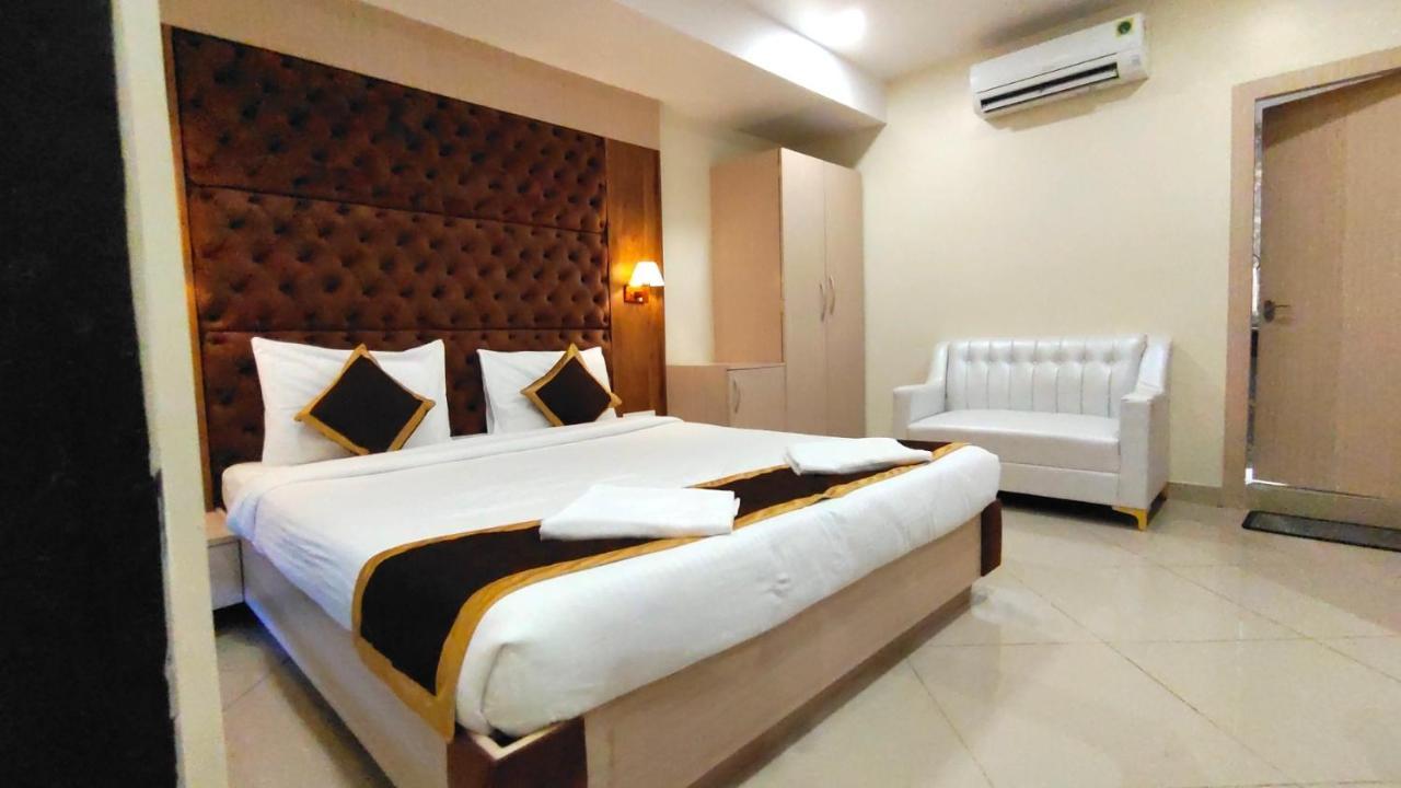 The Panash - Hotel & Banquet Calcutta Eksteriør billede