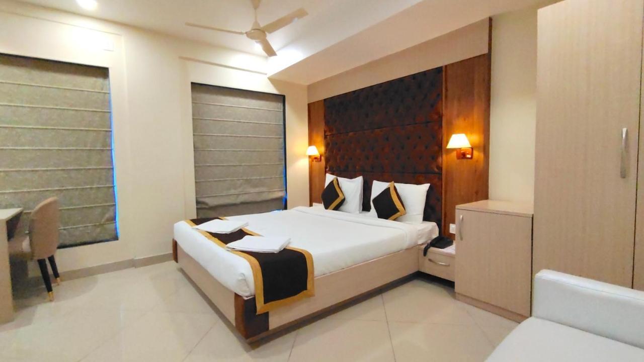 The Panash - Hotel & Banquet Calcutta Eksteriør billede