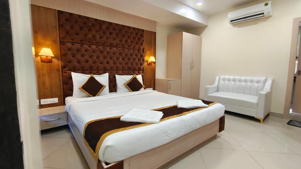 The Panash - Hotel & Banquet Calcutta Eksteriør billede